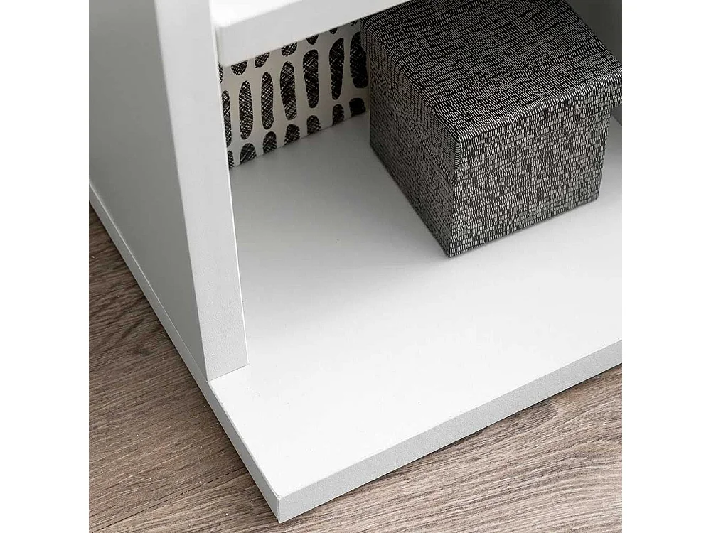 Buchregal in Weiß modern