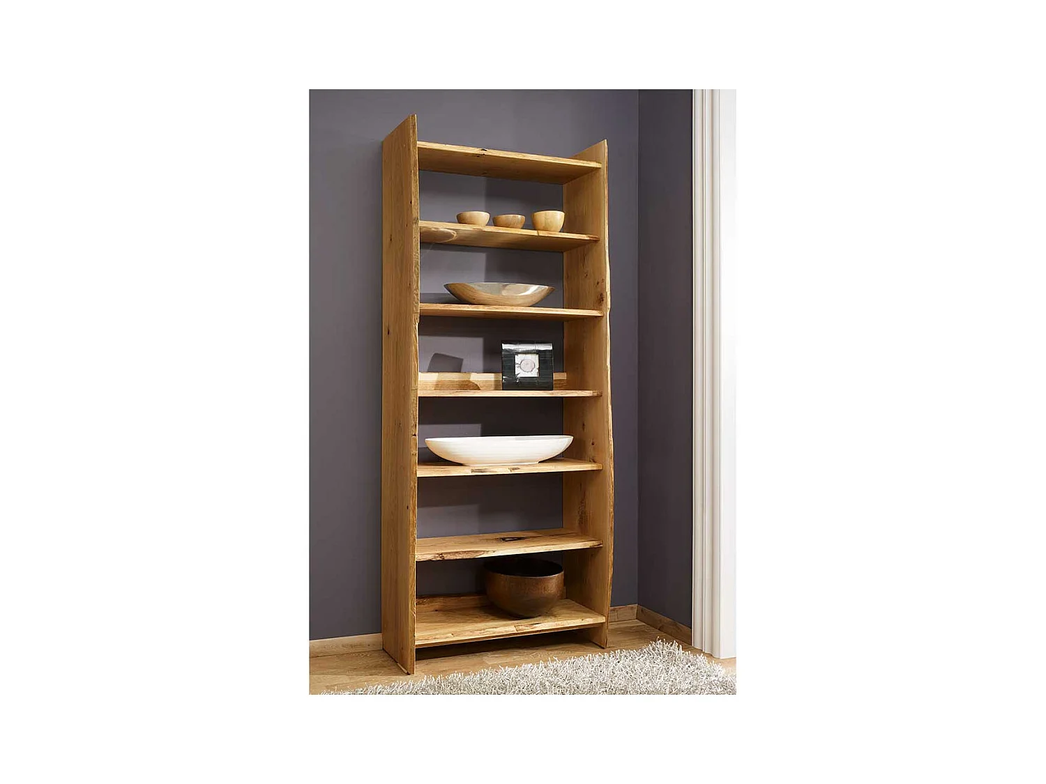 Massivholzregal aus Eiche Baumkanten