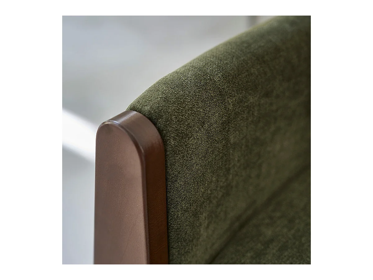 Canapé droit 3 places en bois massif et tissu velours vert mousse