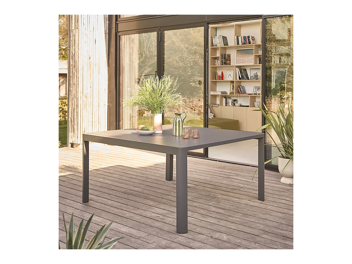 Table carrée extensible en aluminium