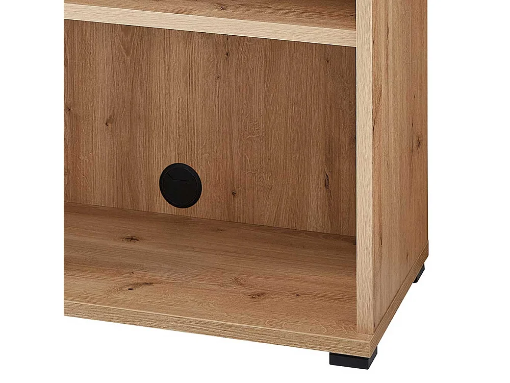 Standregal in Holzoptik foliert einem Einlegeboden