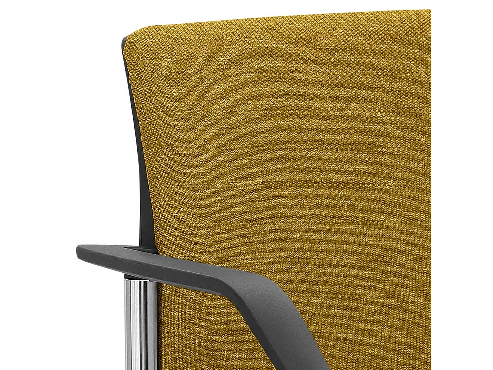 Wartezimmerstuhl 47 cm Sitzhöhe Bezug aus Webstoff Gelb