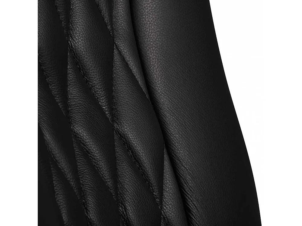 Exklusiver Chefsessel in Schwarz gedecktem Glattleder & Kunstleder