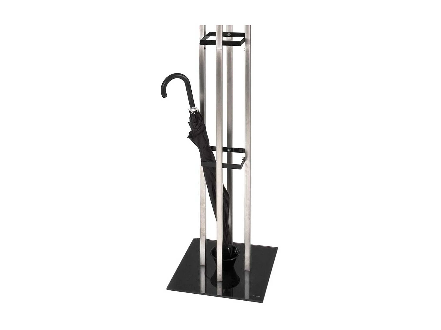 Kleiderständer aus Metall mit Schirmständer