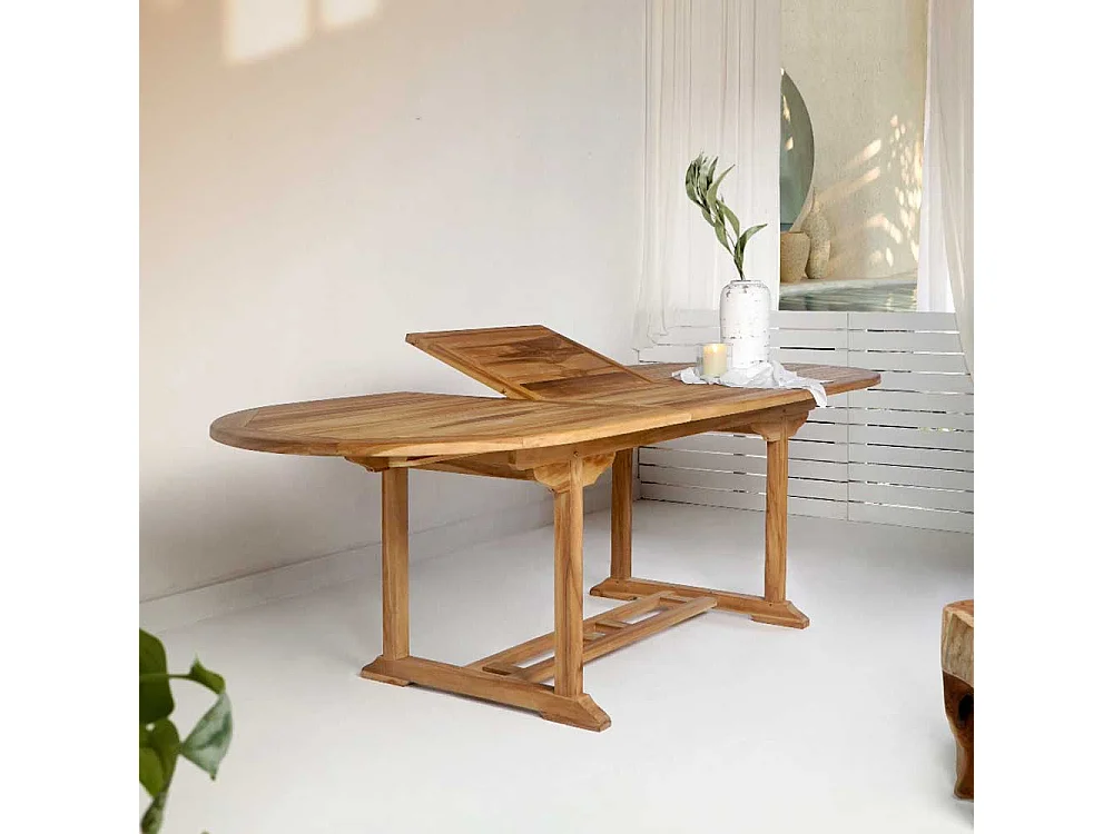 Terrassentisch aus Teak Massivholz ovaler Tischplatte