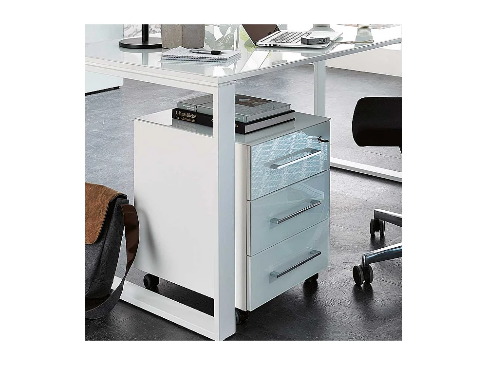 Bürocontainer in Weiß mit Glas beschichtet abschließbar