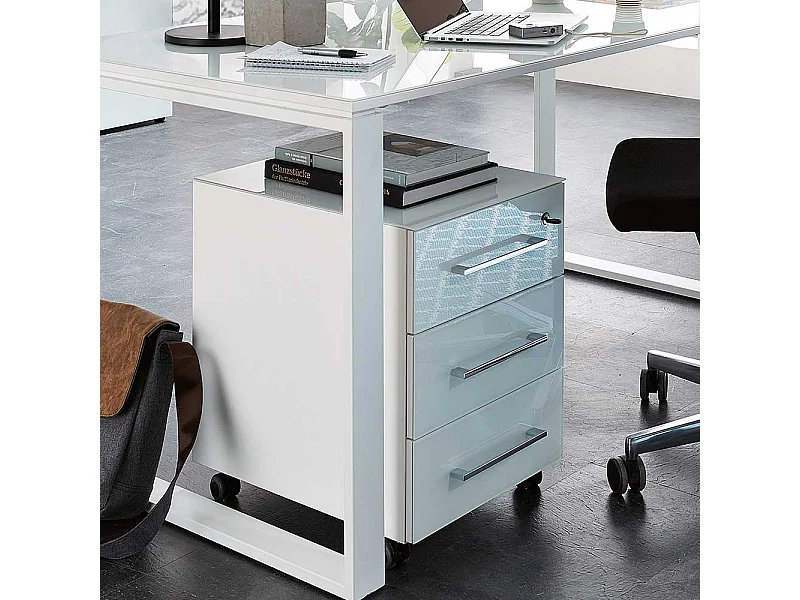 Bürocontainer in Weiß mit Glas beschichtet abschließbar