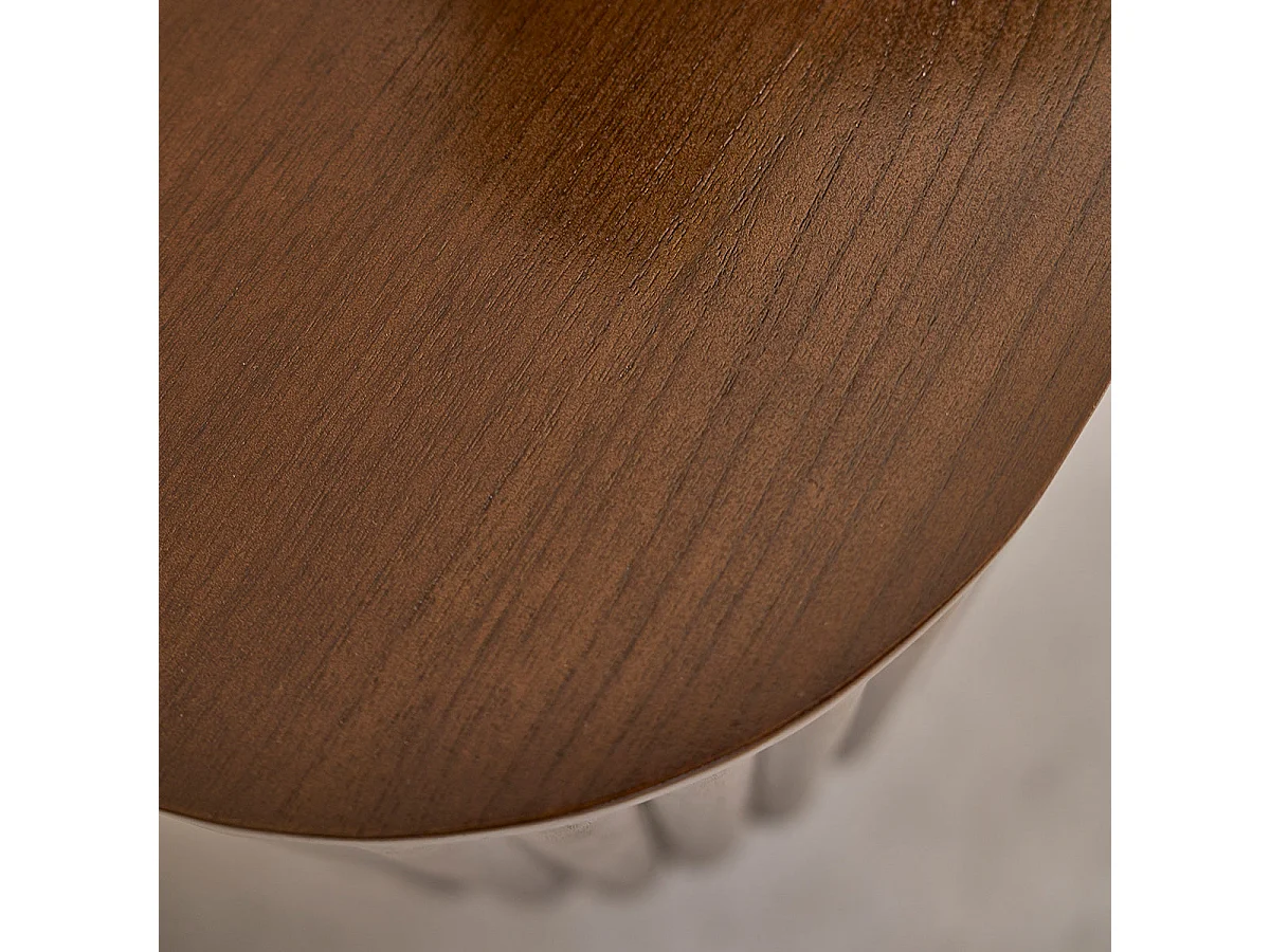 Mueble de TV suspendido de madera maciza con acabado nogal 140 cm