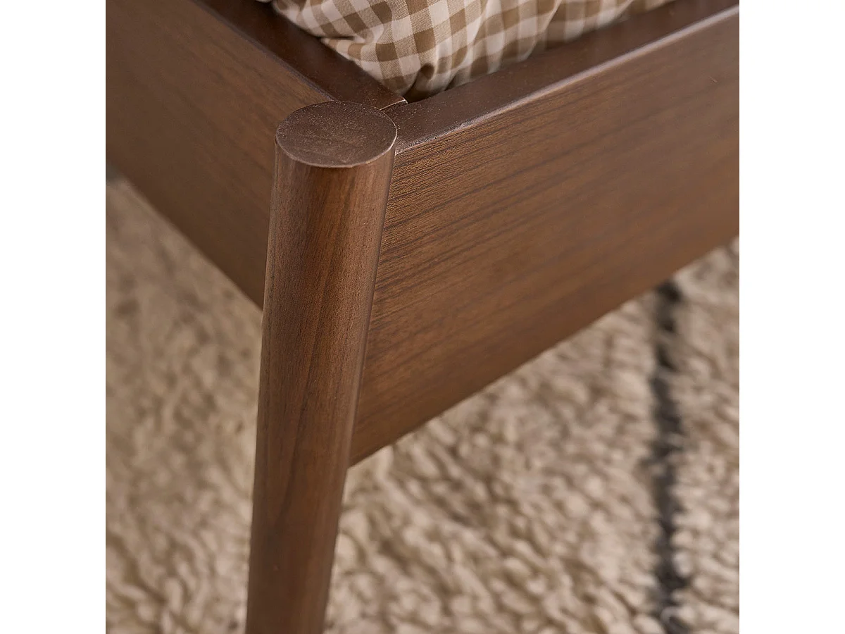 Cama de madera maciza con acabado nogal 180 cm