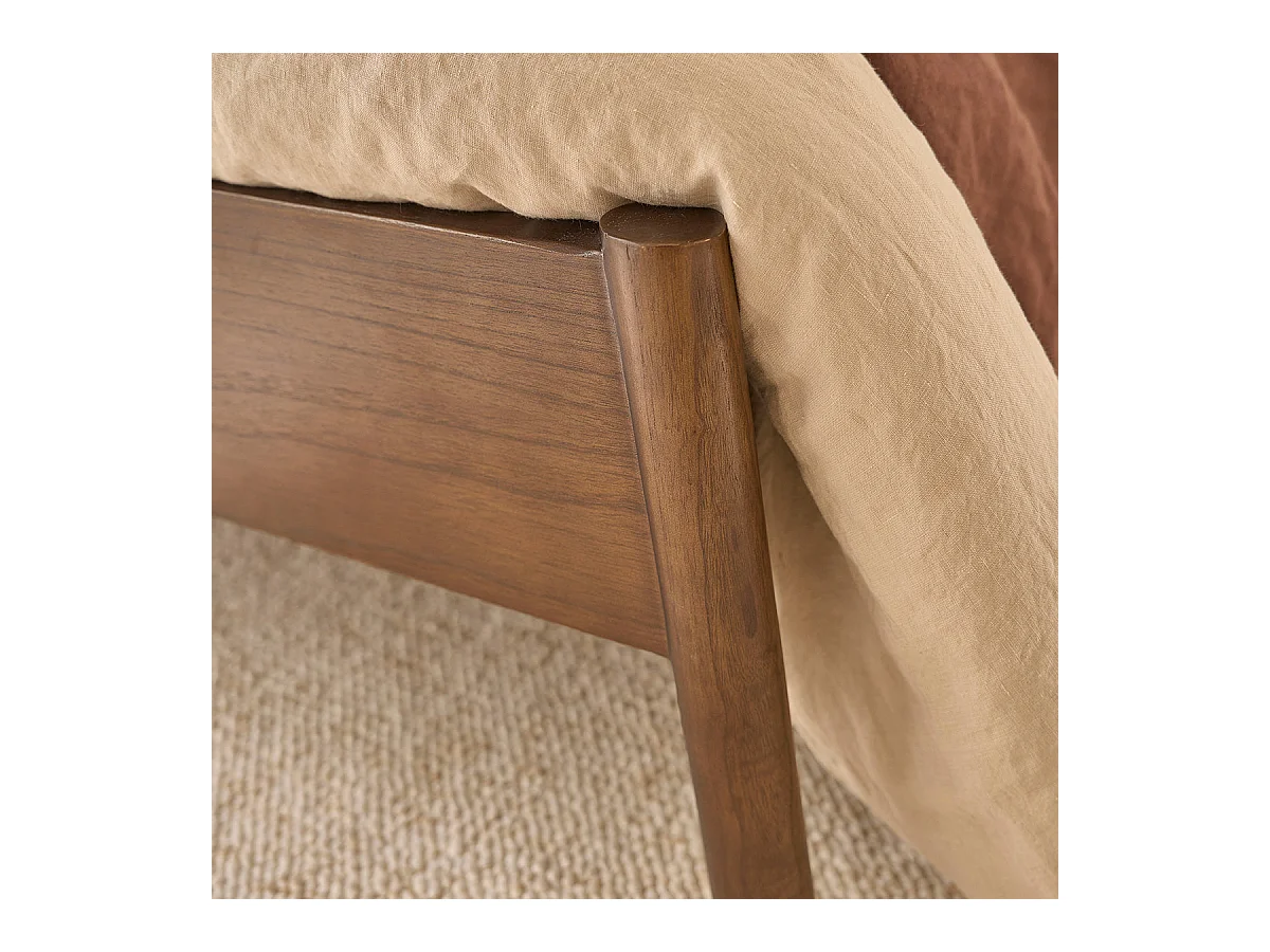 Lit en bois massif et cannage finition noyer 160 cm