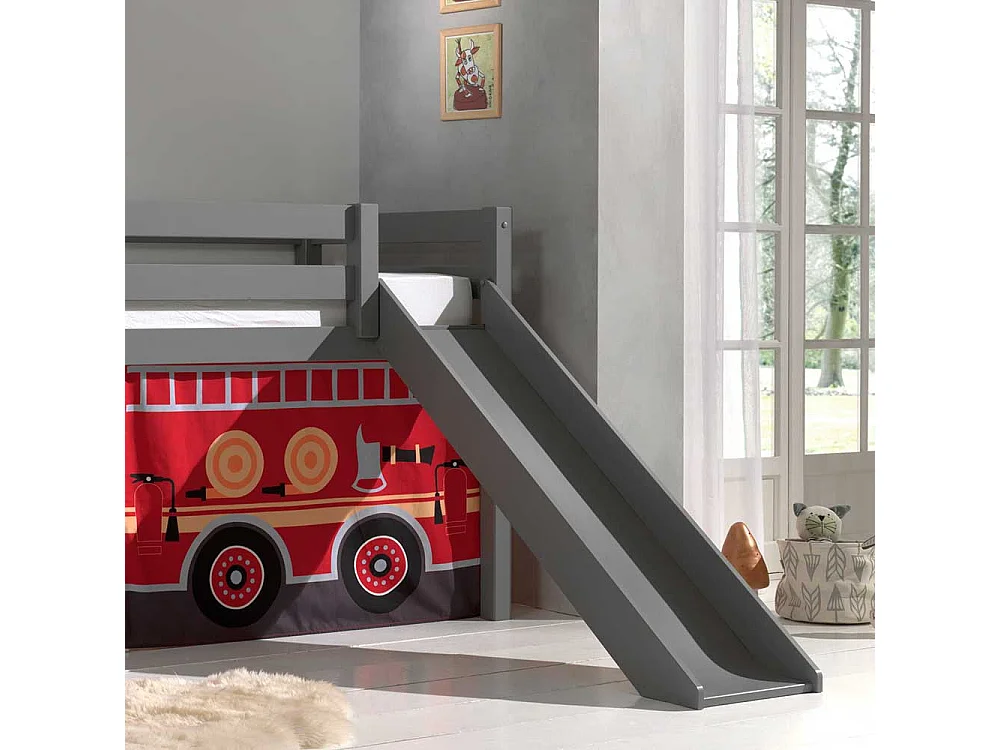 Graues Kinder Halbhochbett mit Rutsche Vorhang mit Feuerwehr Motiv