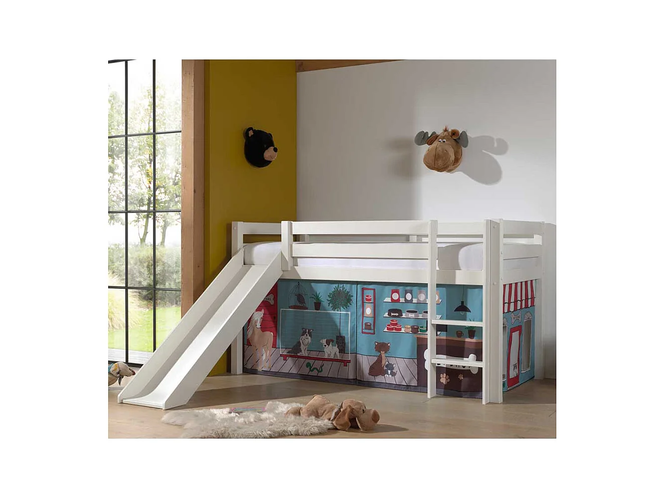 Rutschen Hochbett in Weiß Vorhang mit Tier Motiven