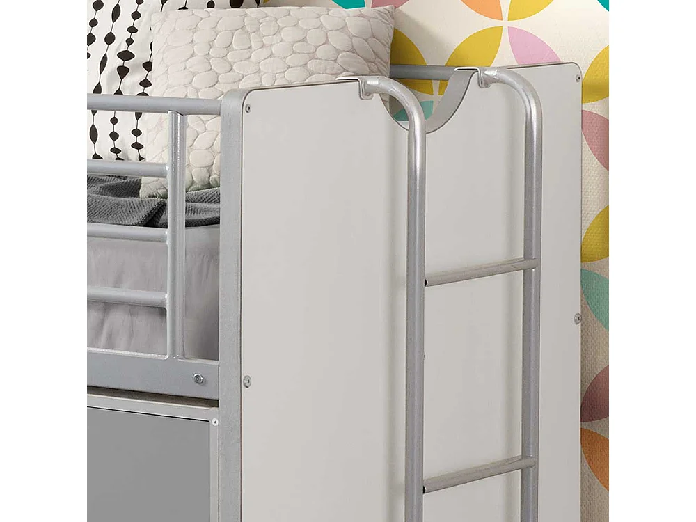 Hochbett mit extra Stauraum Schreibtisch