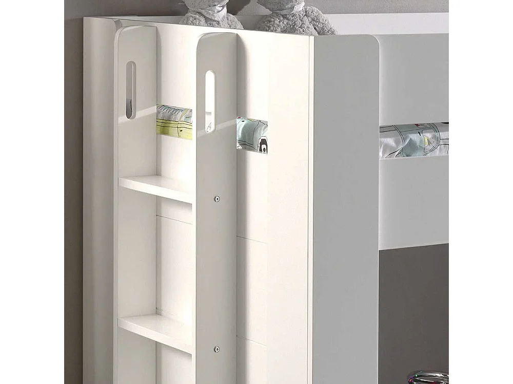 Kinderzimmer Halbhochbett in Weiß Leiter