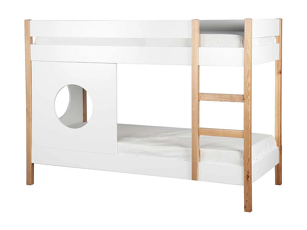 Kinderzimmer Stockbett in Piniefarben und Weiß Leiter