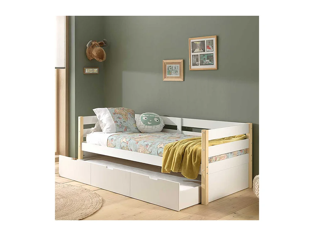 Kastenbett in Weiß Kieferfarben