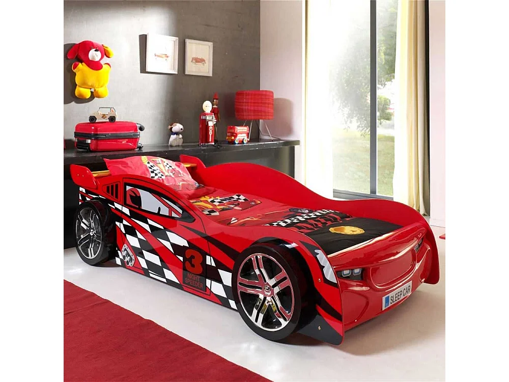 Autobett in Rot Jungen