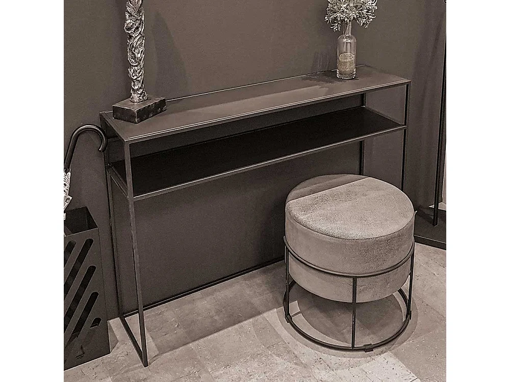 Garderobentisch mit Metall Oberfläche modernem Design