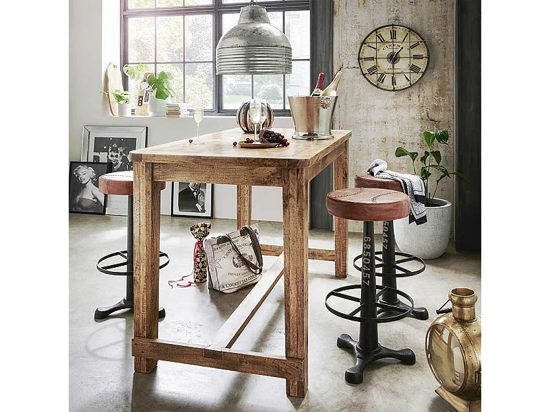 Massiver Bartisch aus Recyclingholz Landhausstil