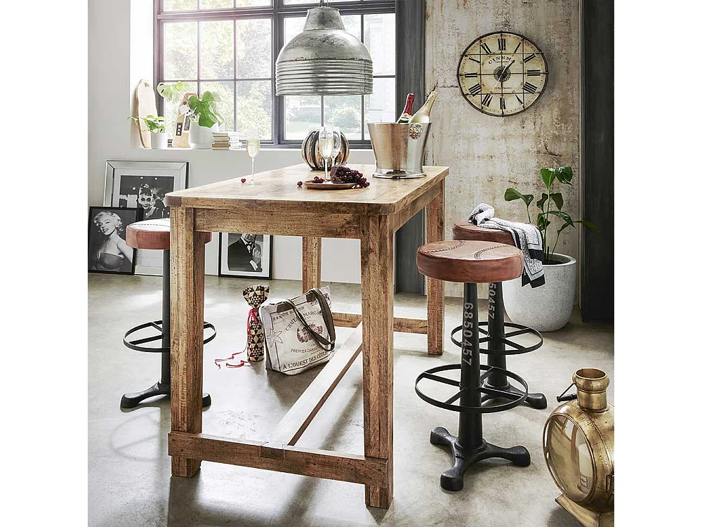 Massiver Bartisch aus Recyclingholz Landhausstil