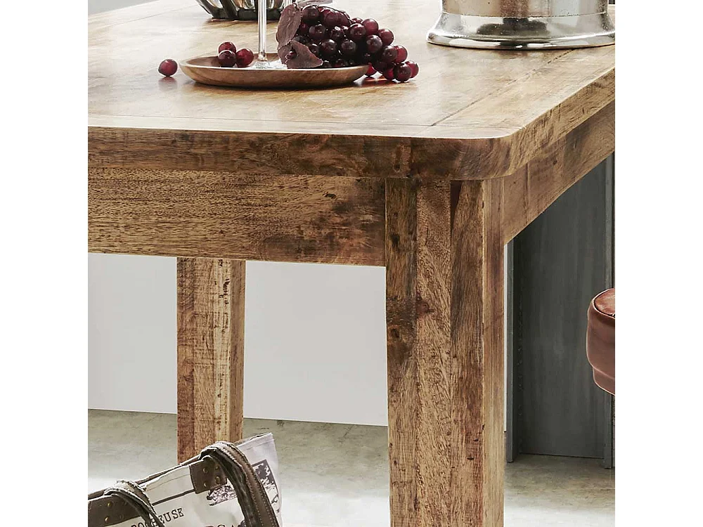 Massiver Bartisch aus Recyclingholz Landhausstil