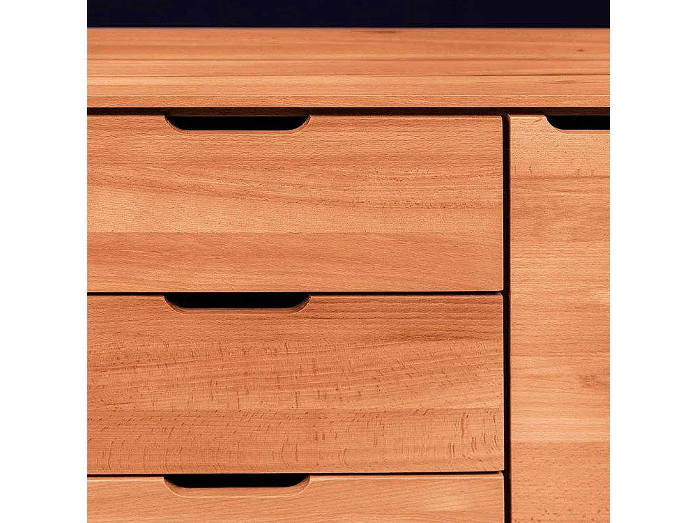 Massivholz Sideboard aus Kernbuche geölt Grifflöchern