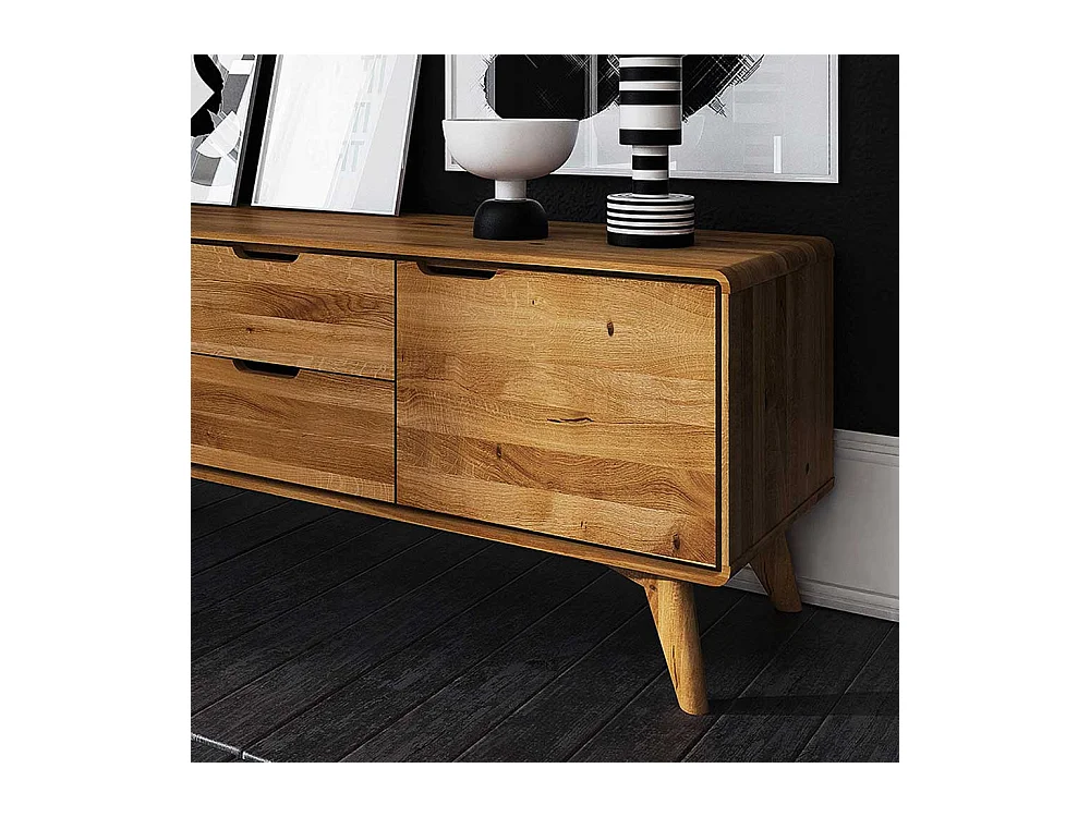 Niedriges Sideboard aus Wildeiche Massivholz geölt