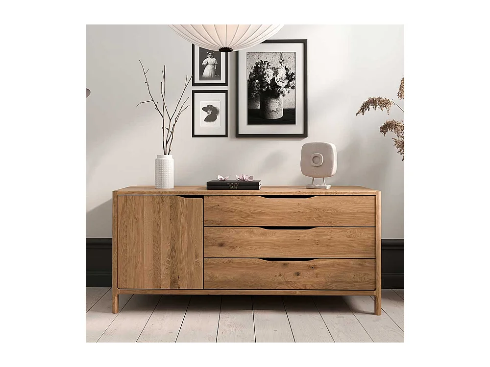 Sideboard Lowboard aus Wildeiche Massivholz mit drei Schubladen
