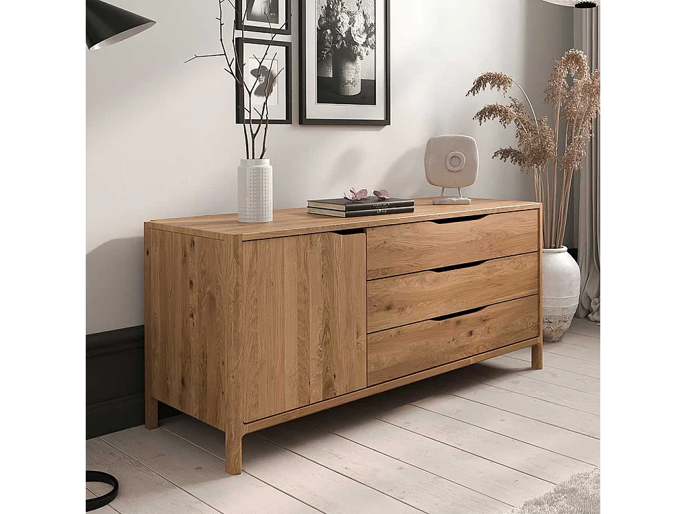Sideboard Lowboard aus Wildeiche Massivholz mit drei Schubladen