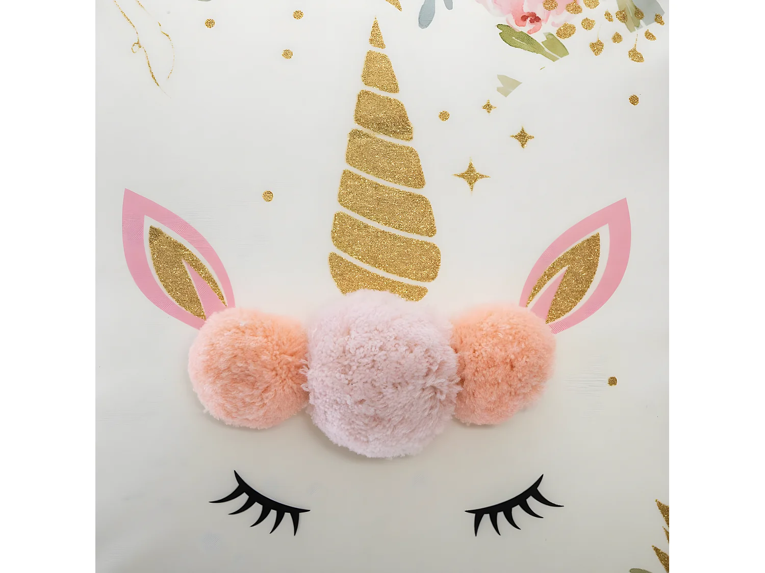 Coussin décoratif déhoussable Licorne avec Pompons et paillettes 40 x 40 cm