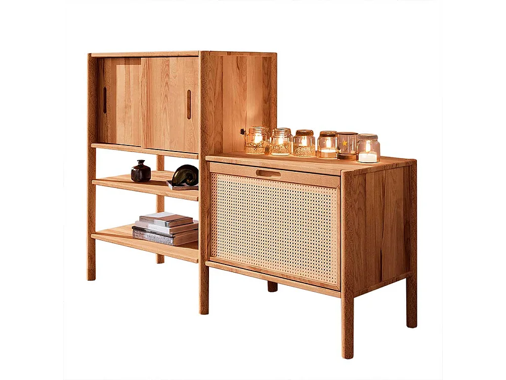 Esszimmerregal aus Wildbuche geölt und Rattan 106 cm hoch