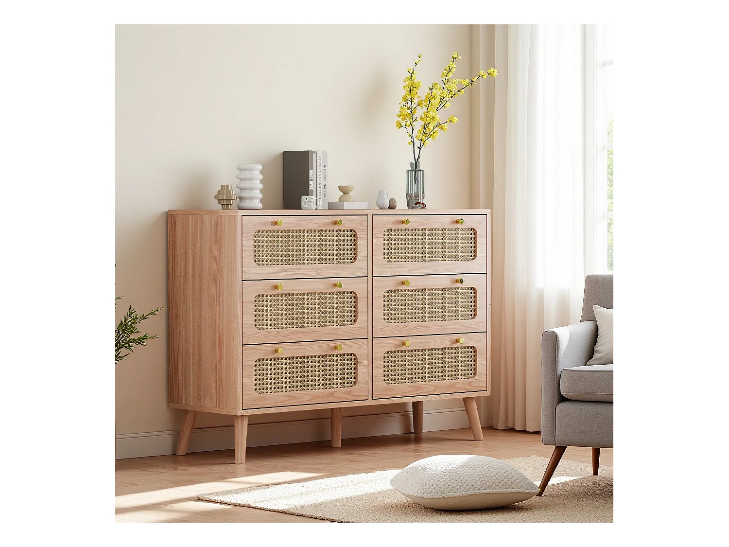 Commode 6 tiroirs en bois naturel avec façades en rotin tressé, cadre en bois massif