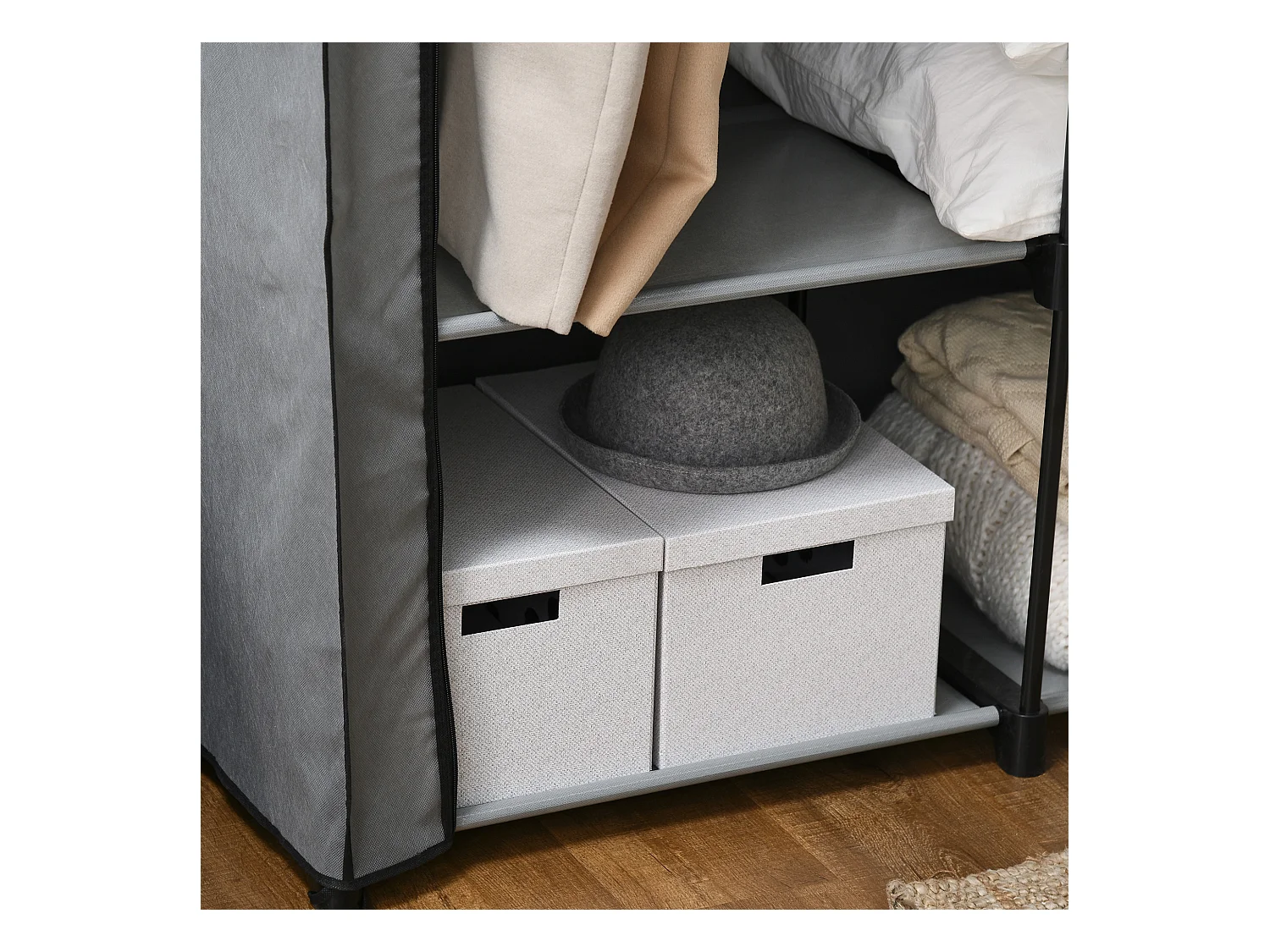 Armoire pliante en tissu gris clair avec tringle et 4 compartiments – Fermeture éclair, pratique pour organiser la chambre