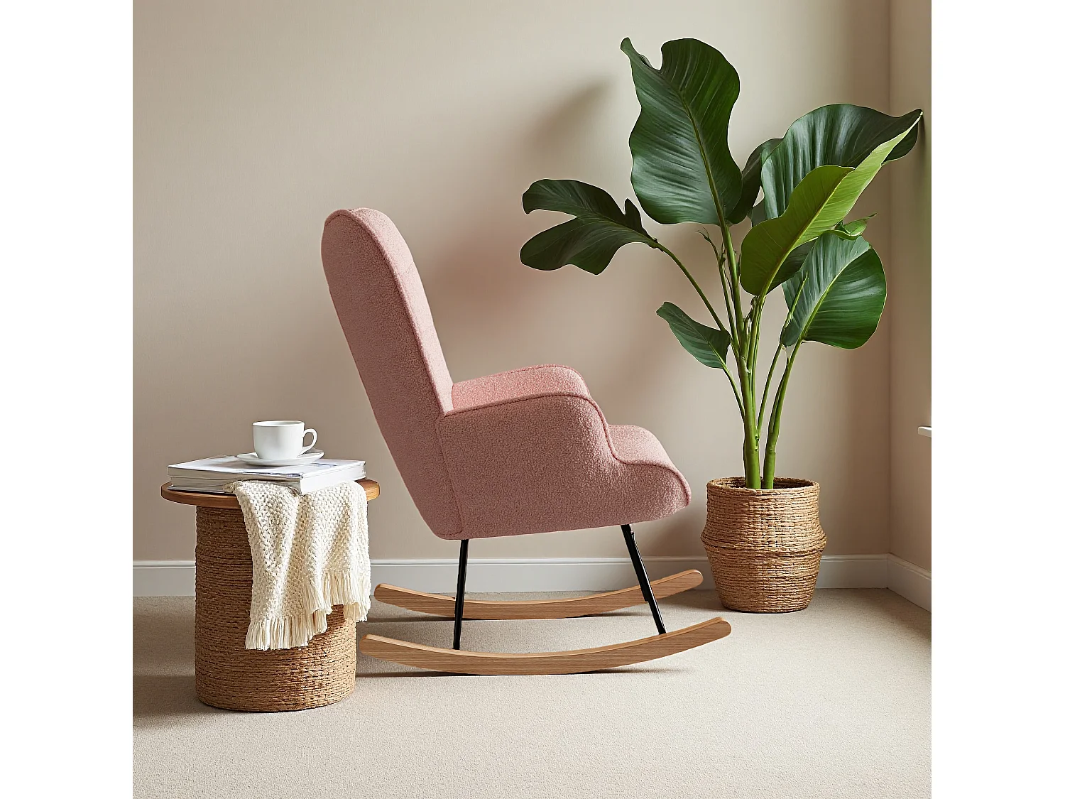fauteuil à bascule, rocking chaire en velours, Scandinave, pied en bois massif, rose