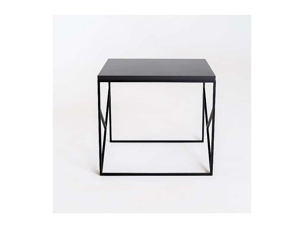 Table basse 0,5x0,5x0,45 m noire élégante basique 50