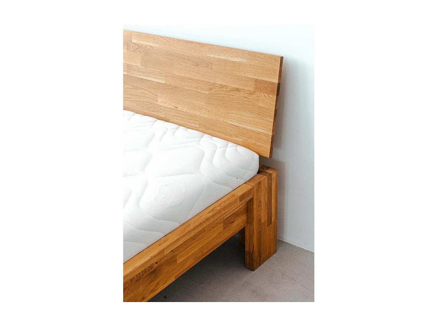 Bed 217x149x82 cm Eiken Montana geolied 140