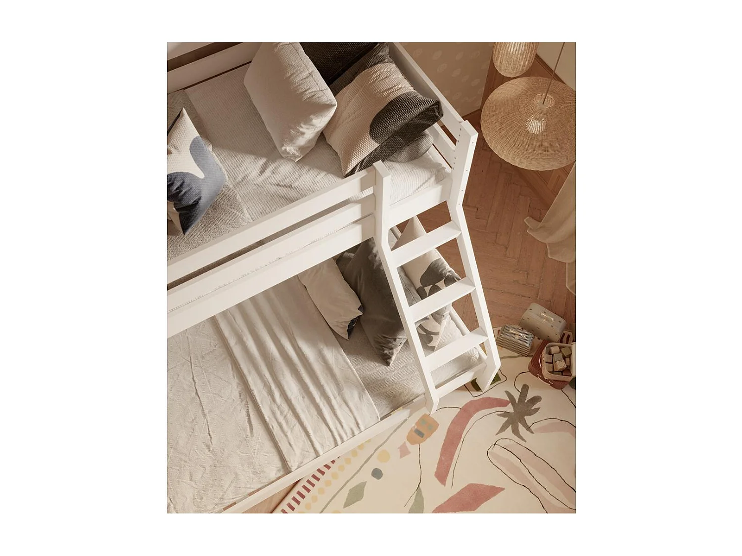 Stapelbed 2.05x1.515x1.57 m witte den Denis White