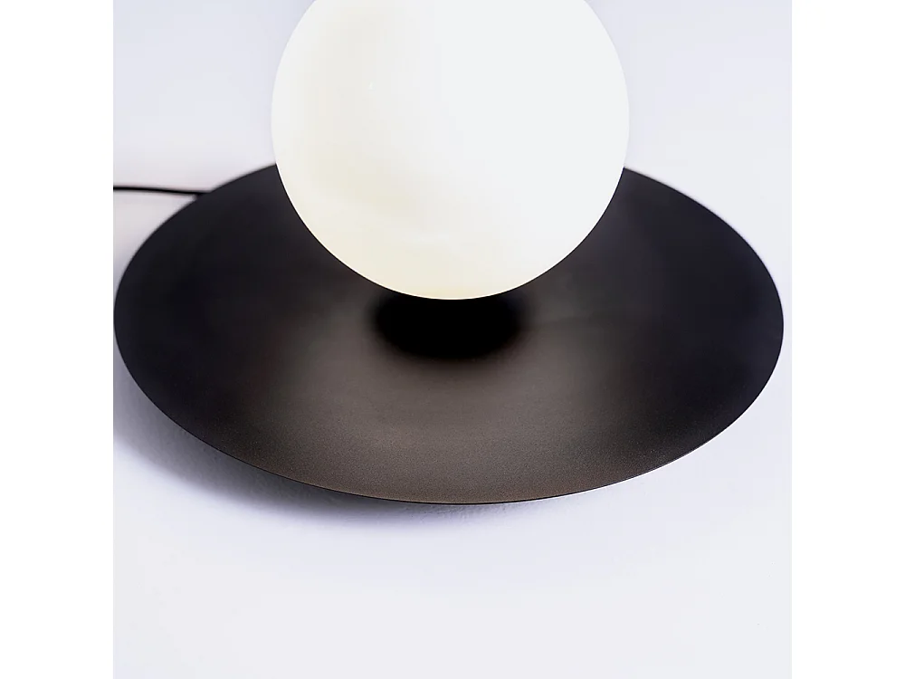 Lampe de table 0,4x0,24 m noire boule Skiva m