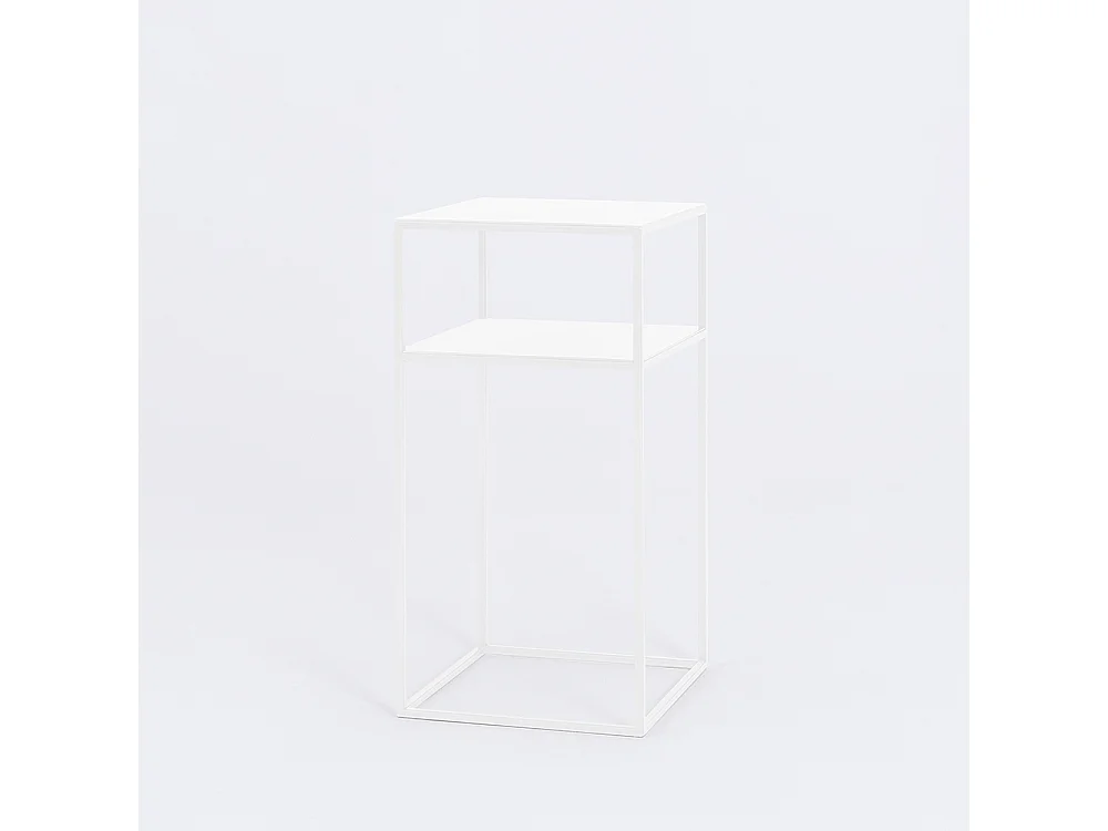 Mesa de Centro 0,3x0,3x0,6 m branca tensio 2 andares metal 30