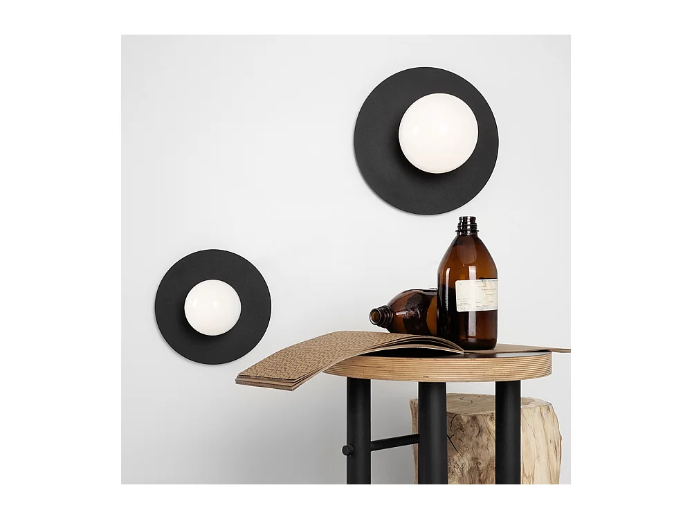 Applique murale 0,17x0,3 m noire Skiva boule S