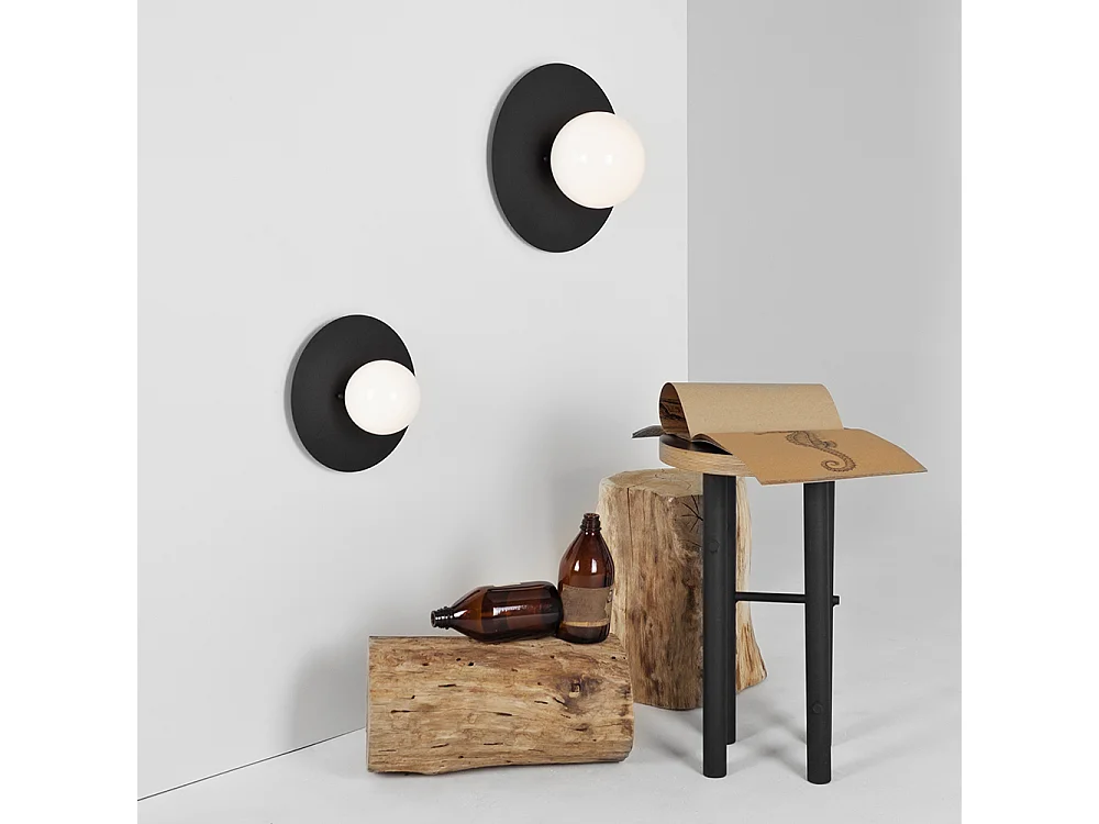 Lámpara de pared 0.17x0.3 m bola skiva negra s