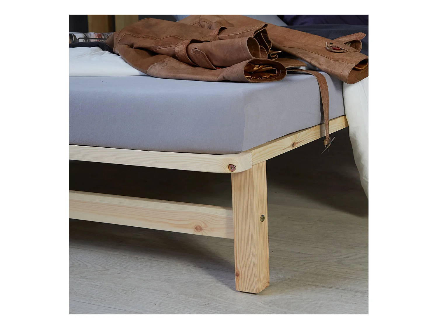 Łóżko 270x200 cm Solidna rama Futon