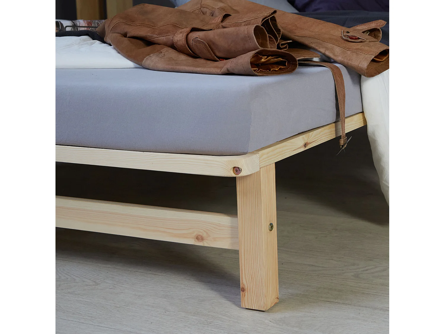 Bed 270x200 cm Massief Frame Futon