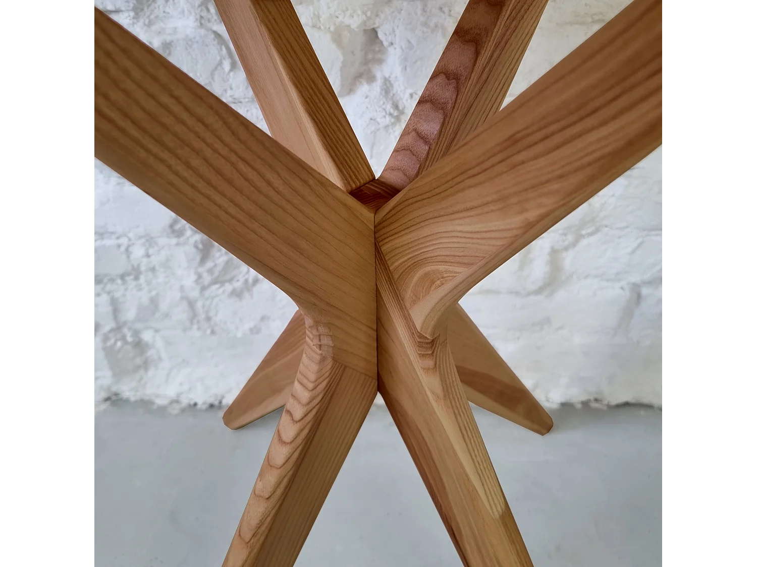 Mesa de comedor ovalada 75x100cm Jubi Blanco Tiza Roble