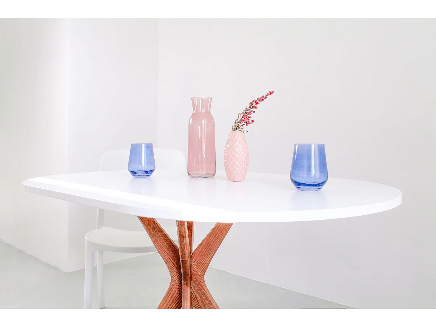 Ovale eettafel 75x100cm Jubi Wit