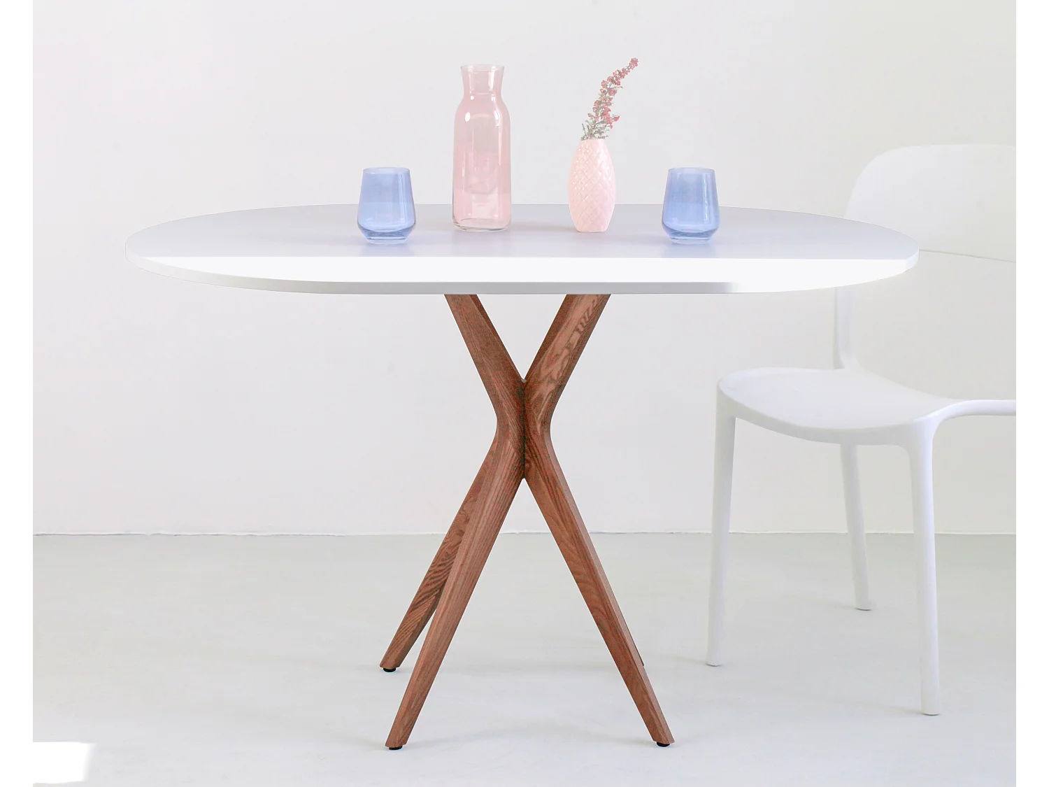 Ovale eettafel 75x100cm Jubi Wit