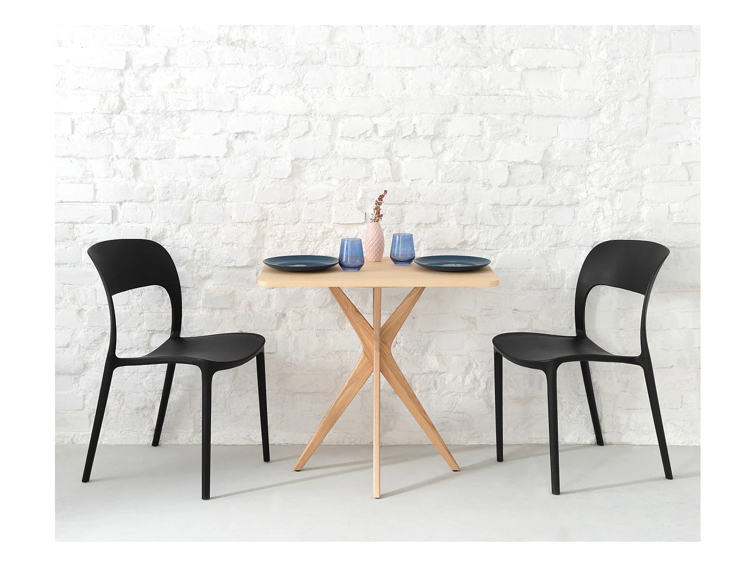 Petite table à manger rectangulaire Jubi 55x80cm Frêne