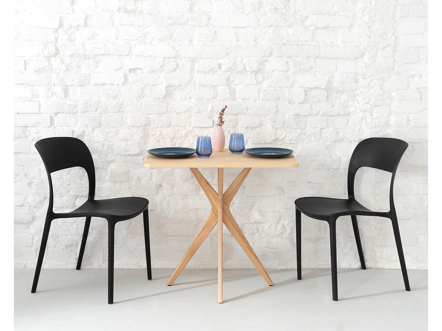 Kleiner rechteckinger Esstisch Jubi 55x80cm Esche