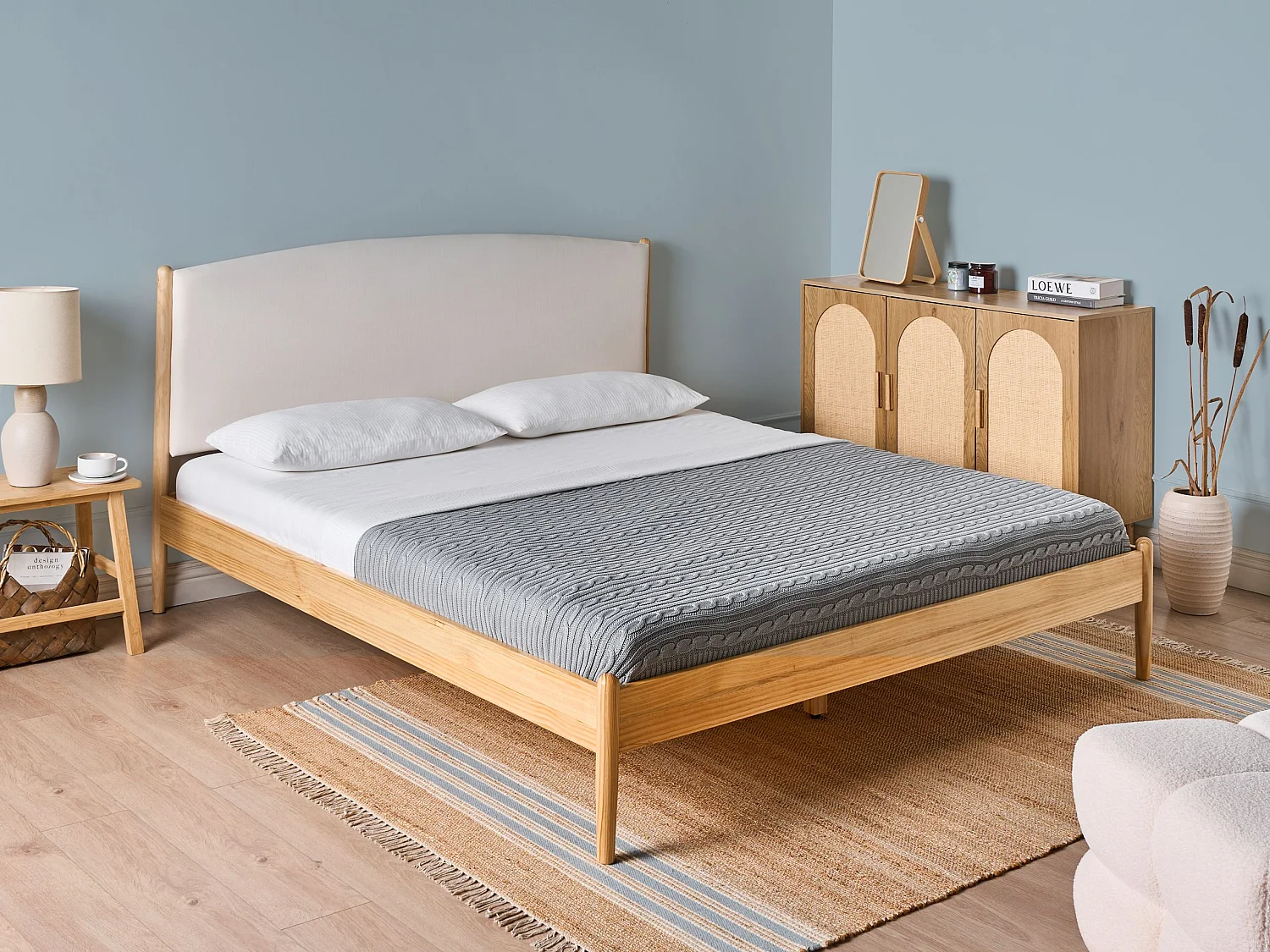 Lit avec sommier Bois de pin CLAIRAC 180 x 200 cm Marron clair