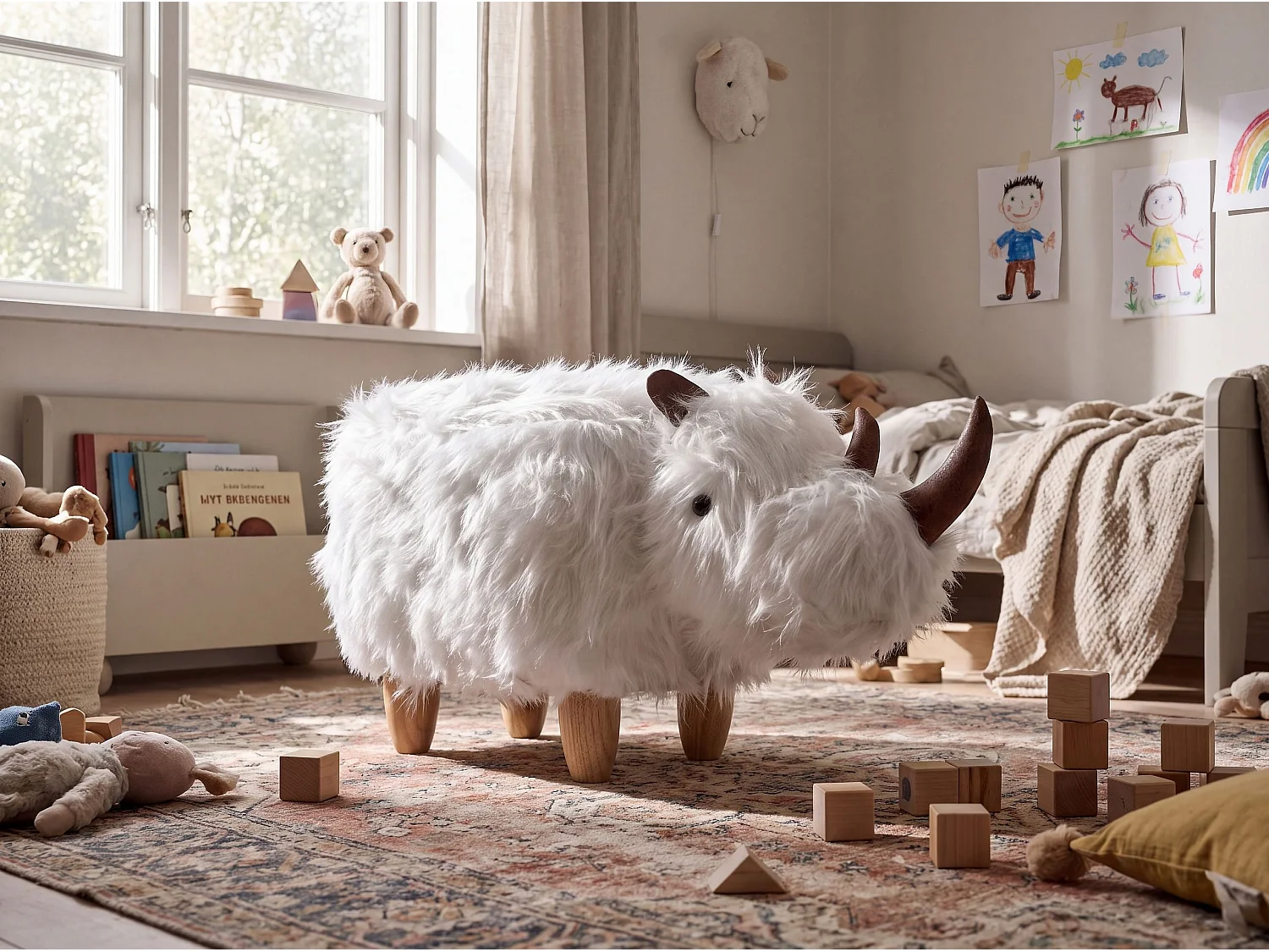 Tabouret animal WOOLLY Rhinocéros Fourrure synthétique Blanc